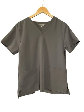 Mandala Scrub Top in Charcoal Gray NWOT